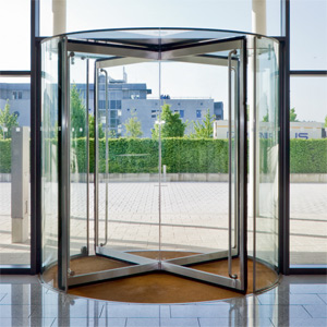 automatic revolving door